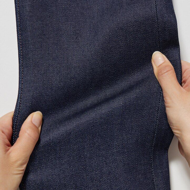 Černé pánské džíny uniqlo selvedge stretch slim fit