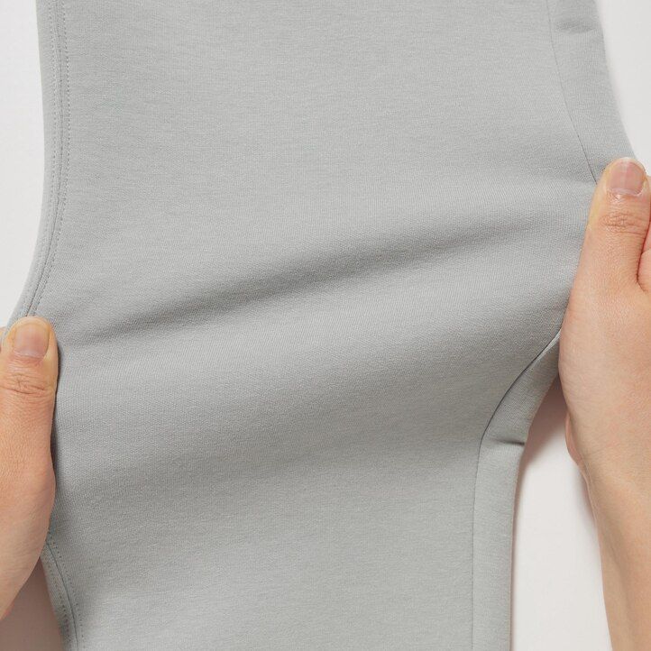 světle šedé pánské tepláky uniqlo dry stretch