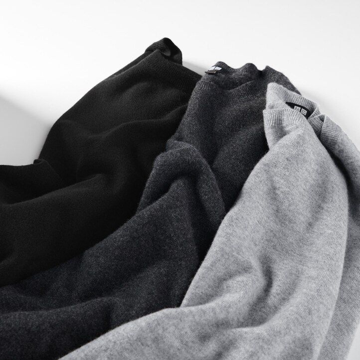 hnědé pánské svetry uniqlo s kulatým výstřihem ze 100 šmýří