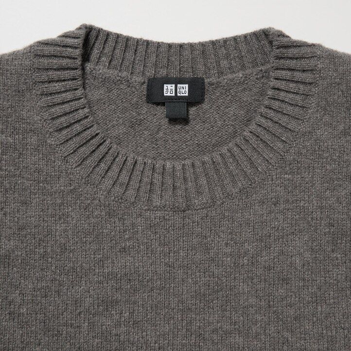 pánské svetry uniqlo premium lambswool argyle s kulatým výstřihem v tmavě modré barvě
