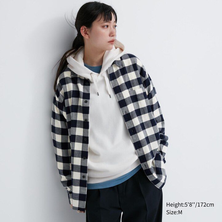 pánské bílé flanelové košile uniqlo s regular fit kostkovaným límcem a regular límcem