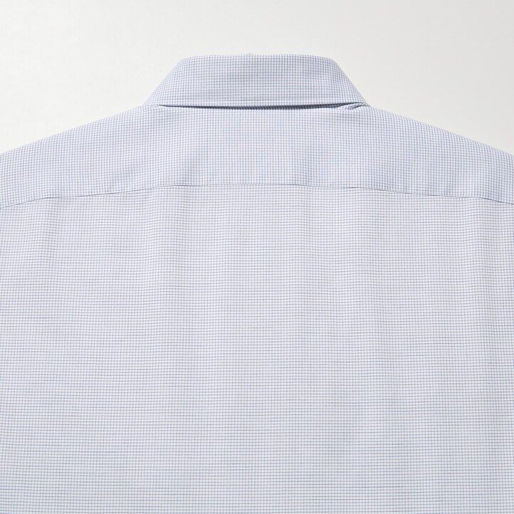 pánské košile uniqlo easyre stretch slim fit s kostkovaným výstřihem a polovystřiženým límcem v modré barvě
