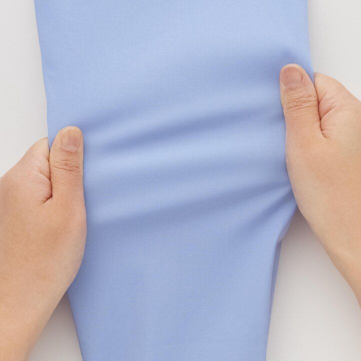 pánské tričko uniqlo easyre broadcloth stretch slim fit s běžným límcem bílé