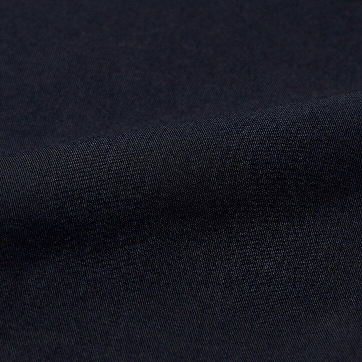 bílé pánské elegantní bavlněné kalhoty uniqlo po kotníky