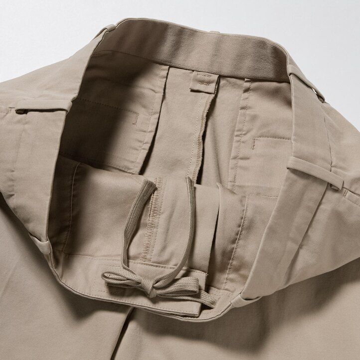 pánské kalhoty uniqlo smart cotton v olivové barvě s délkou po kotníky