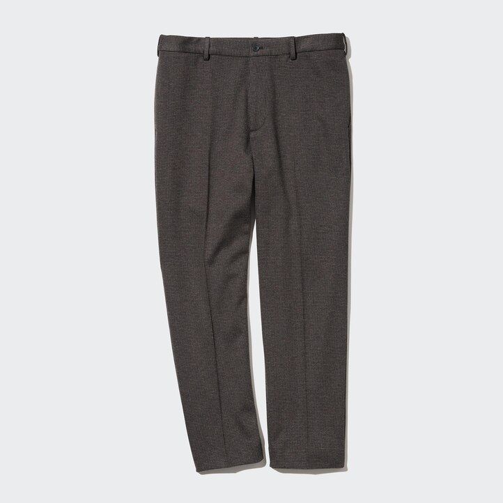 tmavě hnědé pánské elegantní kalhoty uniqlo s kohoutím vzorem a délkou po kotníky