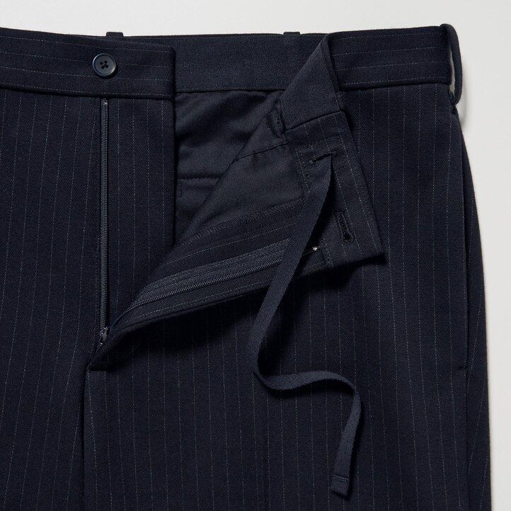 pánské tmavě modré kalhoty uniqlo smart striped v délce ke kotníkům