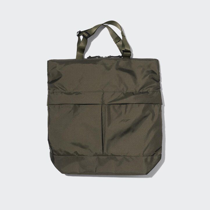Černé dámské tašky uniqlo two way utility bag