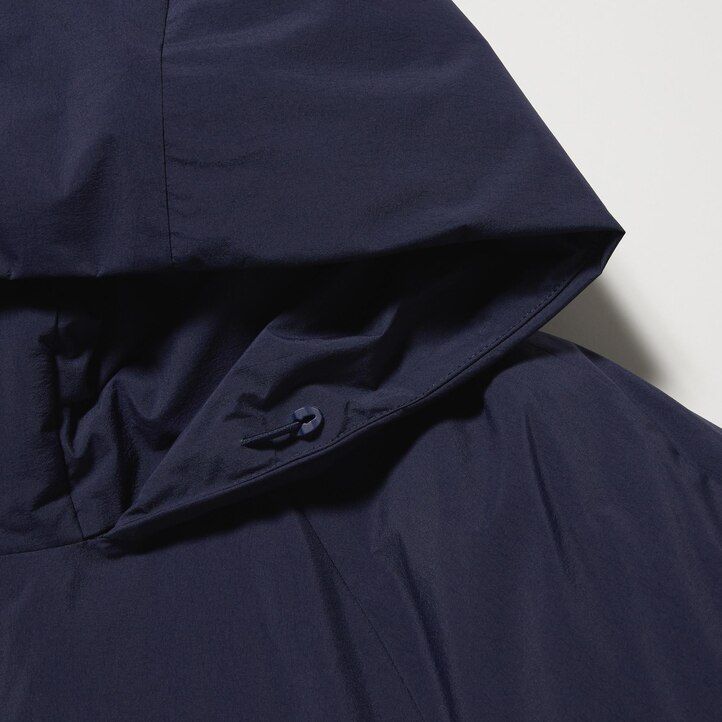 Černé dámské ultra zahřívací hybridní péřové bundy uniqlo