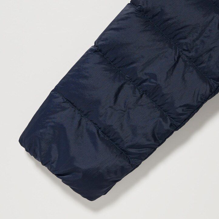 dámské ultralehké péřové bundy uniqlo v tmavě modré barvě