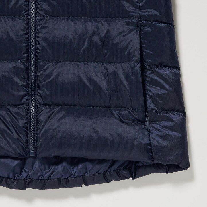 dámské ultralehké péřové bundy uniqlo v tmavě modré barvě