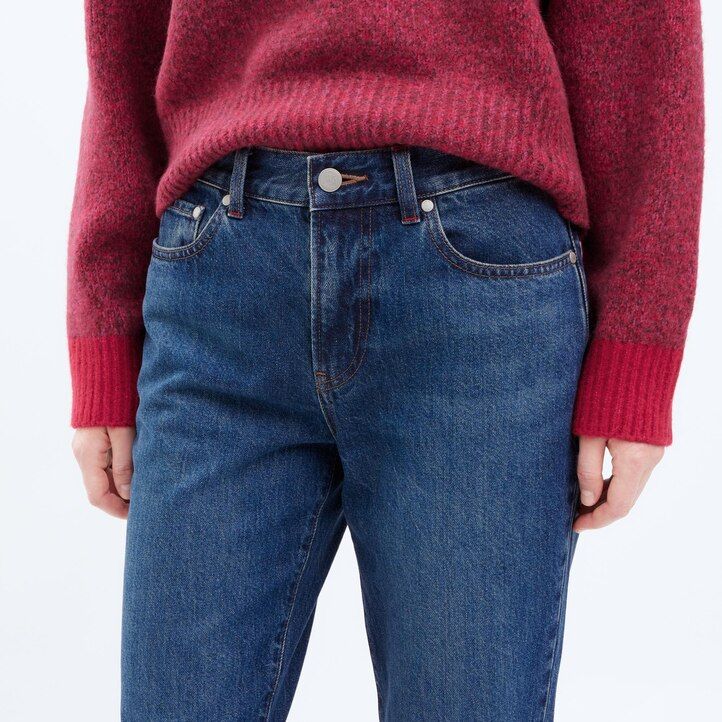 tmavě šedé dámské džíny uniqlo slim fit straight leg