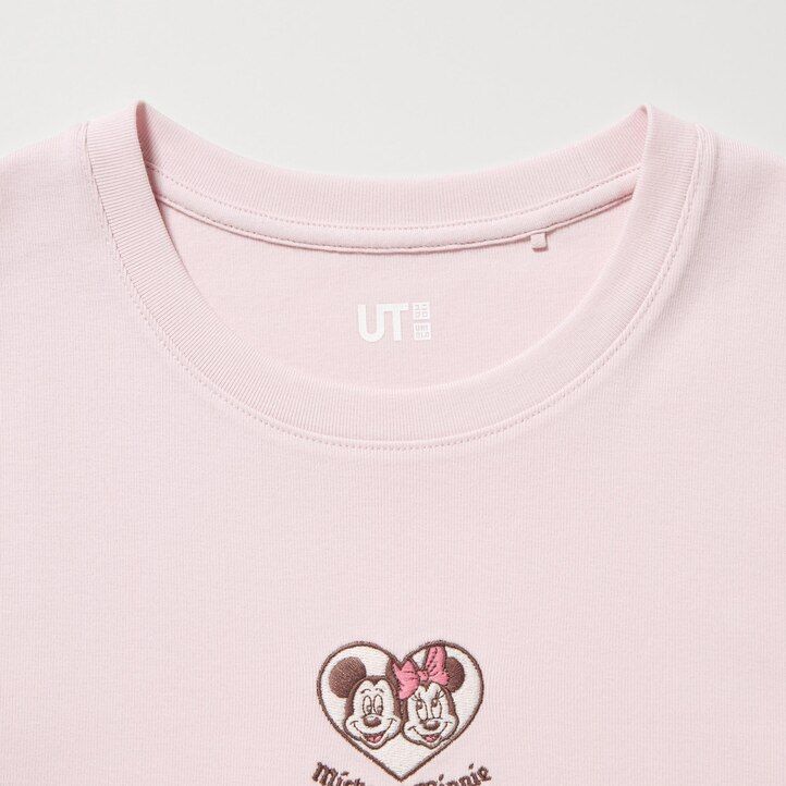 dámská růžová trička uniqlo s grafikou a mini potiskem z kolekce disney