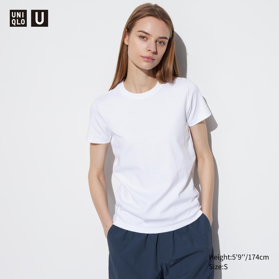 dámská bílá trička uniqlo s kulatým výstřihem a rukávy