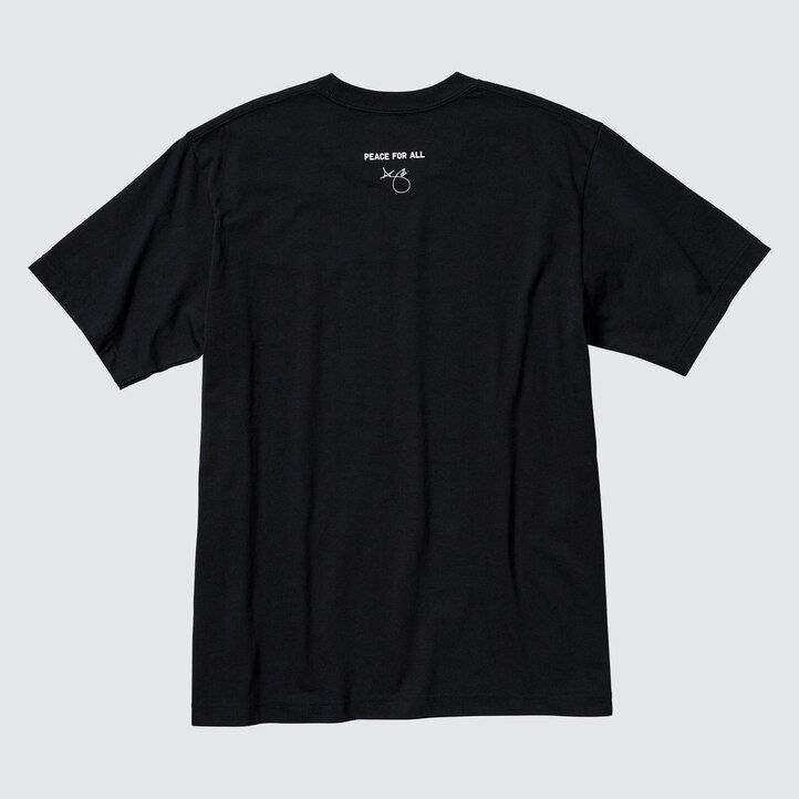 dámská černá trička uniqlo peace for all s grafikou adam scott