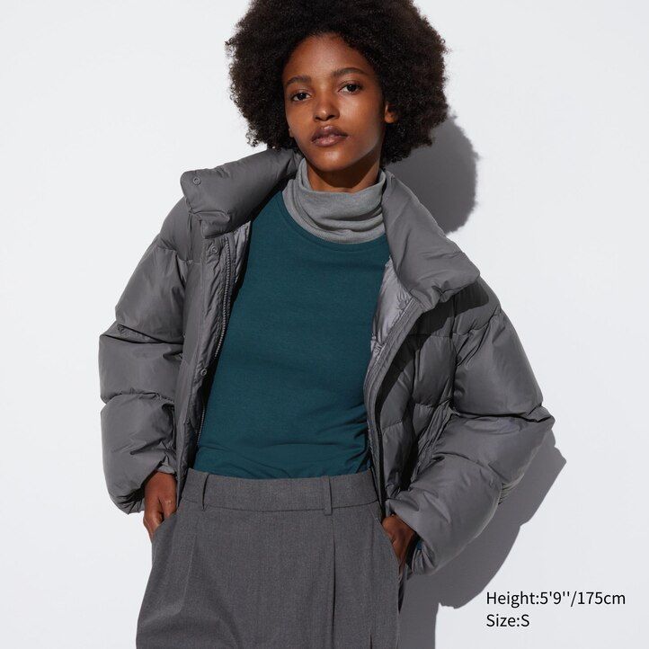 tmavě zelené dámské termo tričko uniqlo heattech extra warm cotton s kulatým výstřihem a rukávy